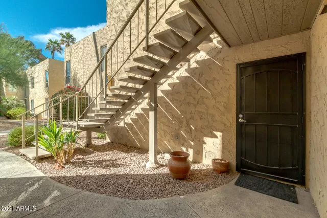 MLS: 6199168 Condo For Sale