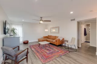 Photo #1: 6199168 Listing 