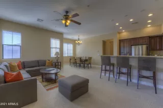 Photo #4: 6199212 Listing