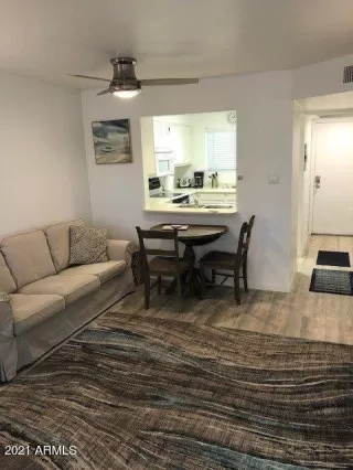 Photo #4: 6199228 Listing 