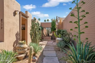 Photo #5: 6199333 Listing 