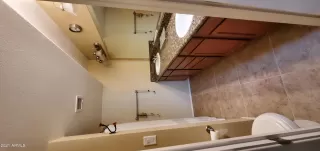 Photo #5: 6199370 Listing