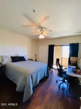 Photo #6: 6199410 Listing