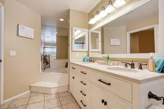 Photo #5: 6199524 Listing 