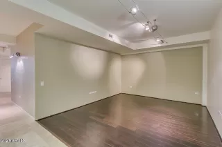 Photo #1: 6199714 Listing