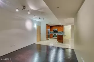 Photo #4: 6199714 Listing