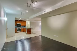 Photo #6: 6199714 Listing