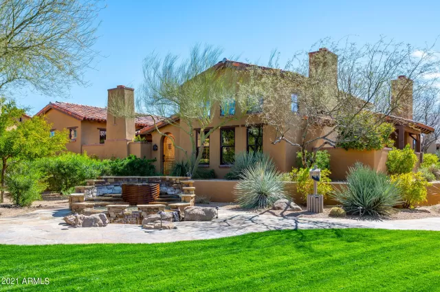 MLS: 6199927 Condo For Sale