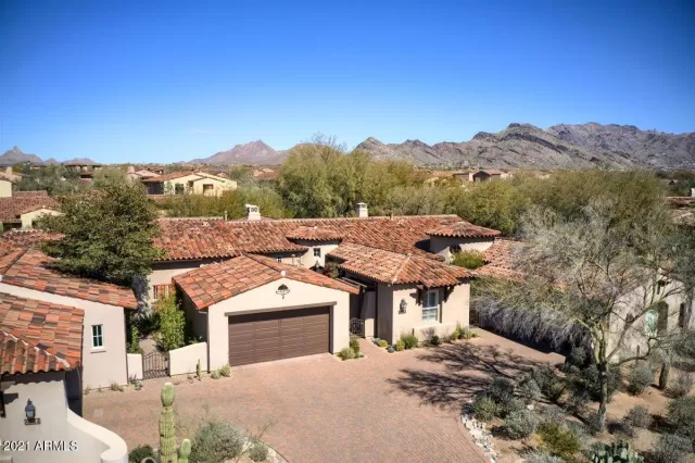 MLS: 6199967 Condo For Sale