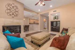 Photo #2: 6200274 Listing