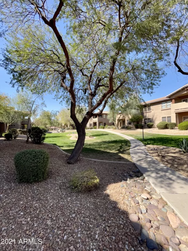 MLS: 6200464 Condo For Sale