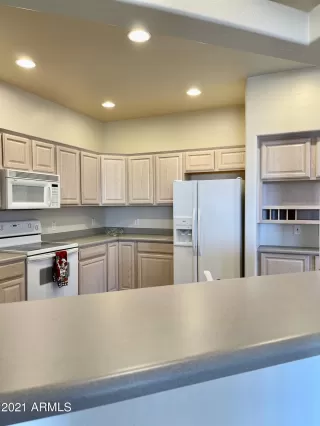 Photo #5: 6200464 Listing 