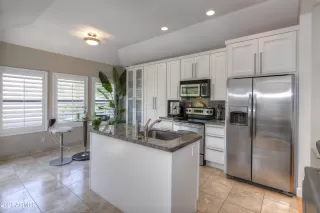 Photo #2: 6200487 Listing