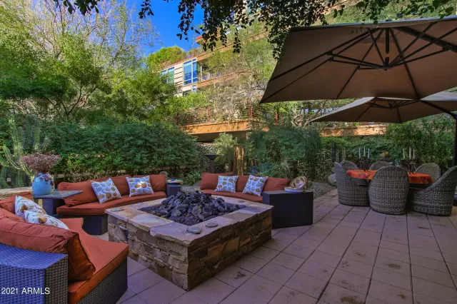 MLS: 6200498 Condo For Sale