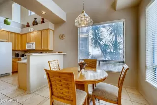 Photo #3: 6200499 Listing