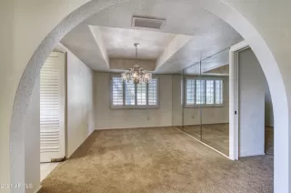 Photo #6: 6200542 Listing