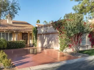 Photo #2: 6200557 Listing