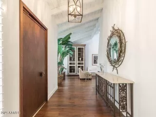 Photo #6: 6200557 Listing