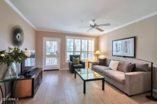 Photo #3: 6200758 Listing 