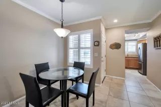 Photo #4: 6200758 Listing 
