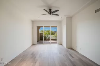 Photo #5: 6200822 Listing