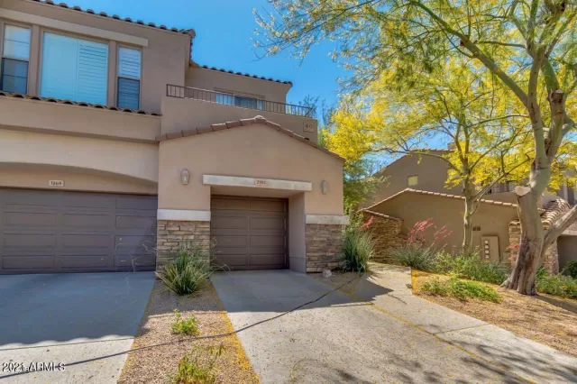 MLS: 6200892 Condo For Sale