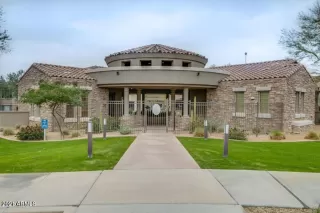 Photo #2: 6200892 Listing