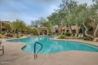 Photo #4: 6200892 Listing