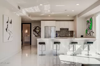 Photo #4: 6200982 Listing