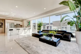 Photo #5: 6200982 Listing