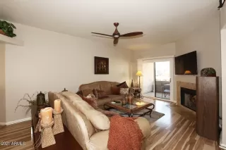 Photo #2: 6201247 Listing