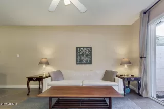 Photo #6: 6201261 Listing 