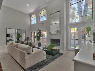 Photo #2: 6201383 Listing 