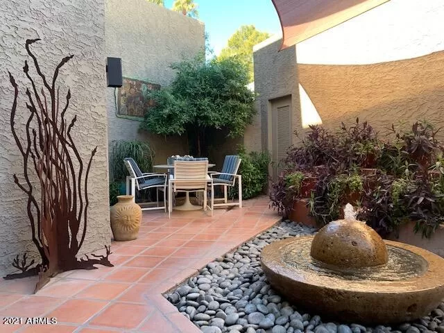 MLS: 6201387 Condo For Sale