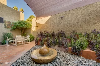 Photo #5: 6201387 Listing