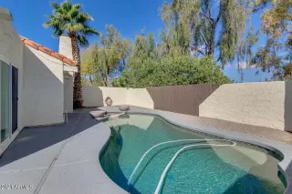 Photo #4: 6201498 Listing