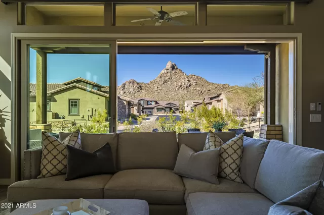 MLS: 6201523 Condo For Sale