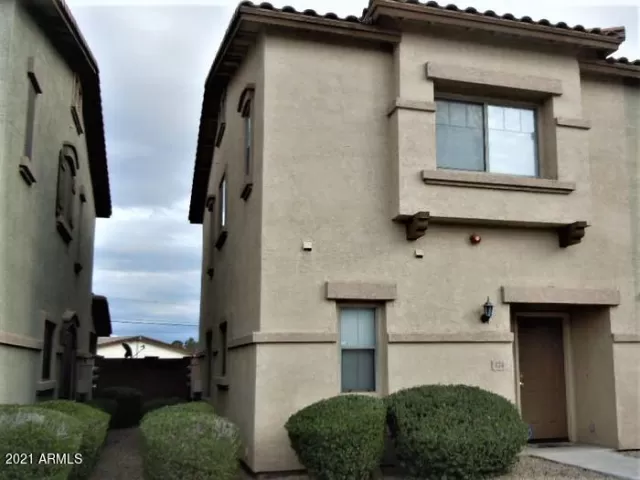 MLS: 6201596 Condo For Sale