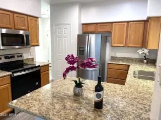 Photo #3: 6201596 Listing