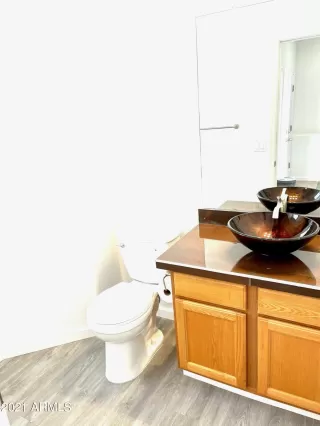 Photo #6: 6201596 Listing