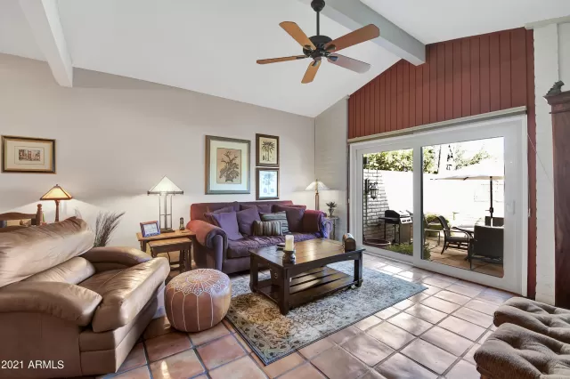 MLS: 6201675 Condo For Sale