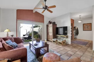 Photo #1: 6201675 Listing 