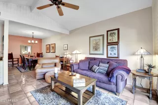 Photo #2: 6201675 Listing 