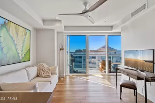 Photo #2: 6201696 Listing