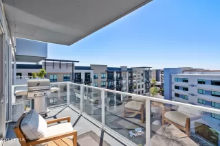 Photo #5: 6201696 Listing