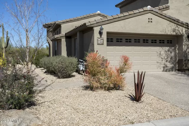 MLS: 6201701 Condo For Sale