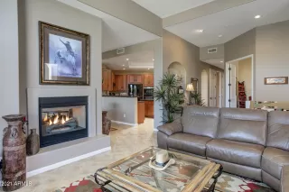 Photo #6: 6201701 Listing