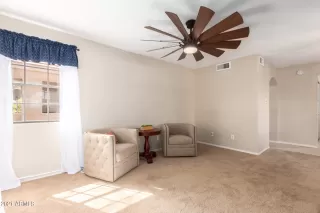 Photo #5: 6201838 Listing