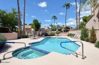 Photo #5: 6201951 Listing