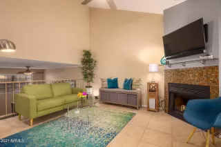 Photo #2: 6201975 Listing